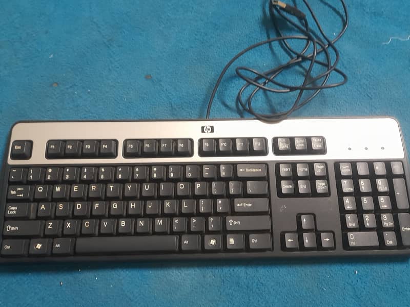 DELL COREi5 GENERATION2 8GBRAM 500GBHARD WITH ALL ACCESSORIES AND GTA5 7