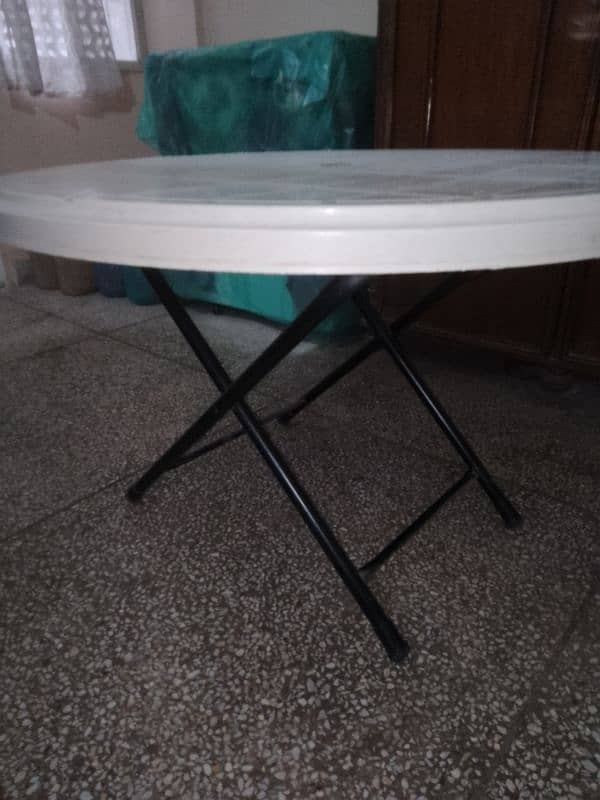 big size round folding table white. BOSS company 2