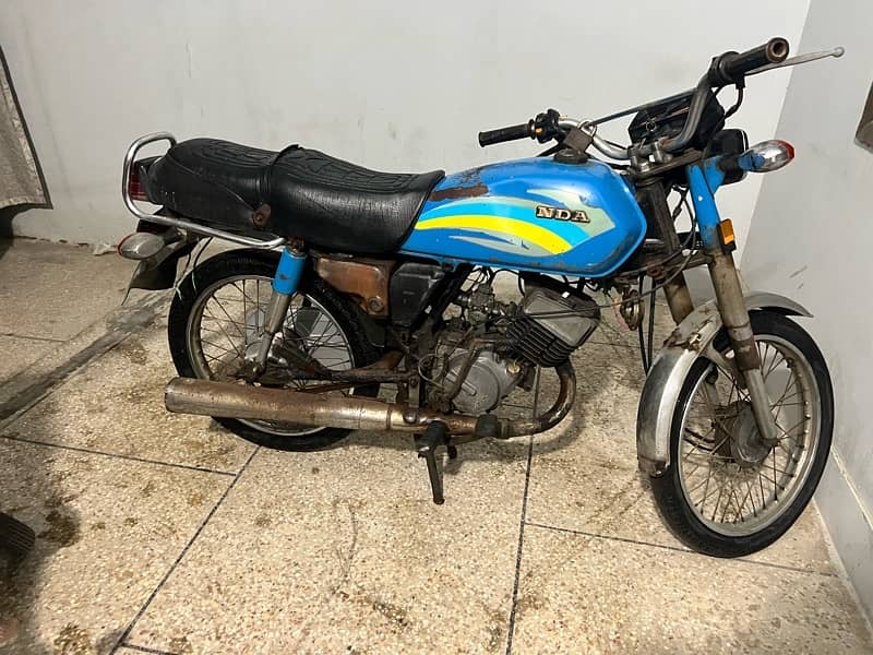 Honda CD 100 6