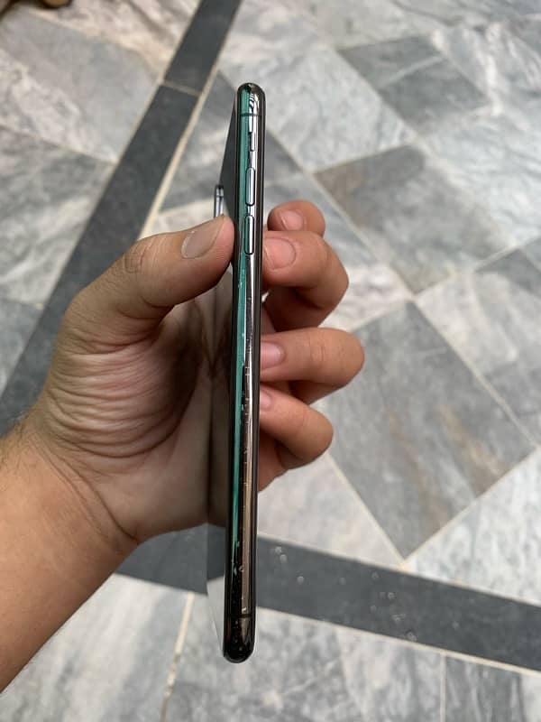 iphone xs max Dual PTA Approved waterpacked 2