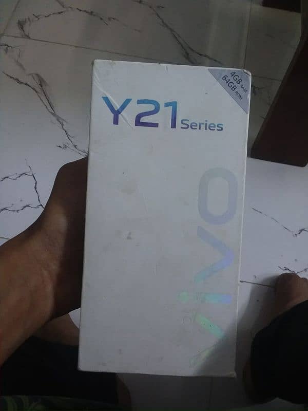 vivo Y21 2