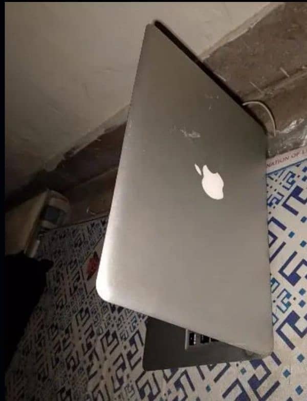 MacBook Air 2008 (Laptop) 0