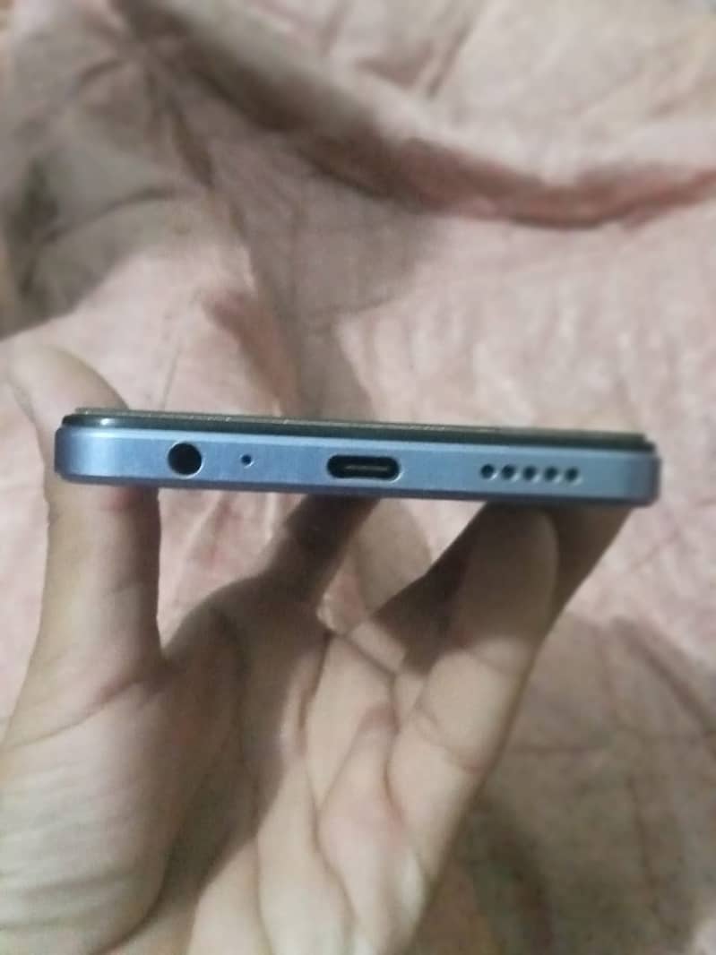 Vivo Y17s for sale urgent , 6/128 2