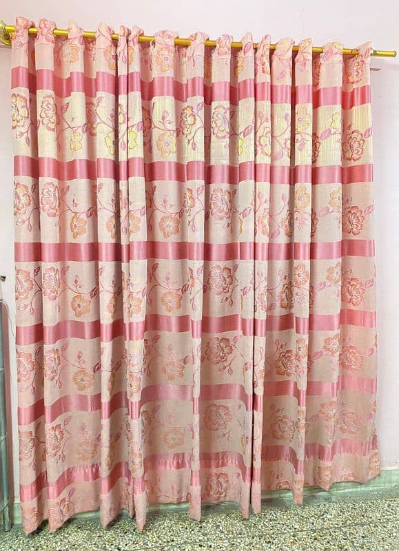 pink pardy/curtains 6 piece 1