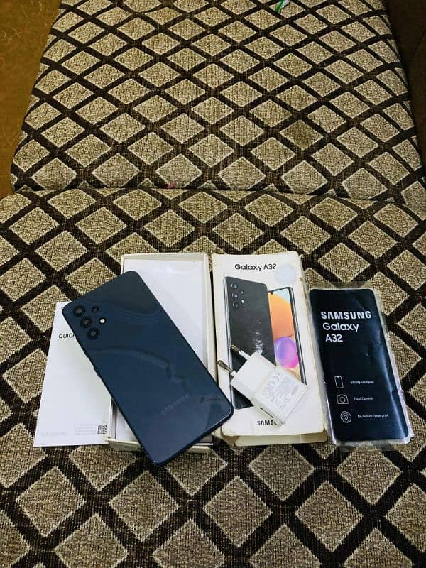 samsung Galaxy a32 6/128 with complete assacoriese pta oficial aproved 4