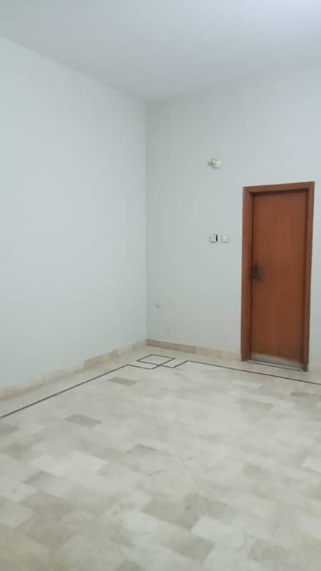 two bed dd portion for rent in scheme 33 2