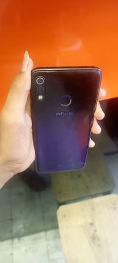 Infinix Hot 8 Lite