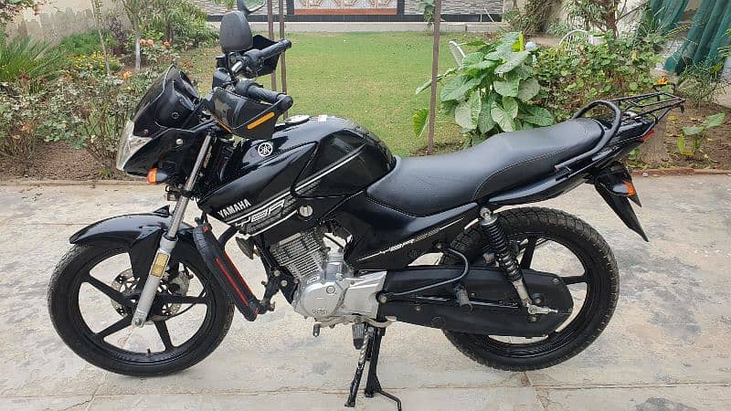 Yamaha YBR Black 2016 - Genuine Condition 100% 7