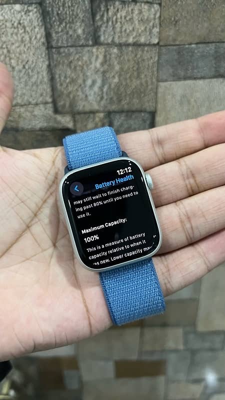 Apple Watch series 9 45mm 7 months warranty 4