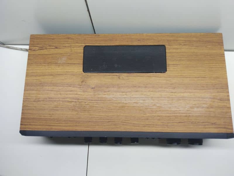 Rotel stereo amplifier like Denon marantz Klipsch 6