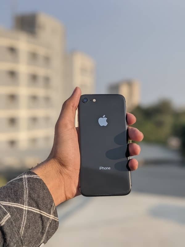 I phone 8 official pta approved 64gb 0