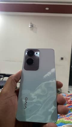 vivo Y18