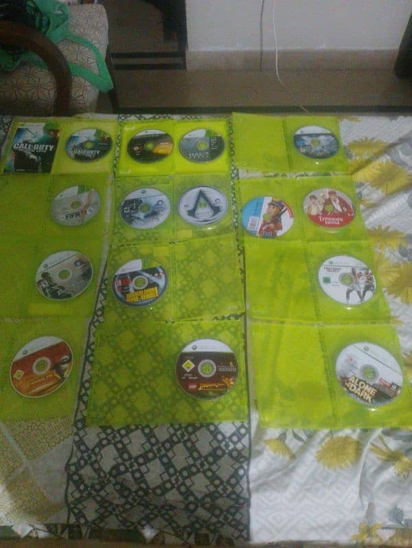 Xbox 360 plus 15 CD's 4