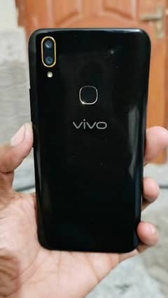 vivo y85a in neat and clean condition