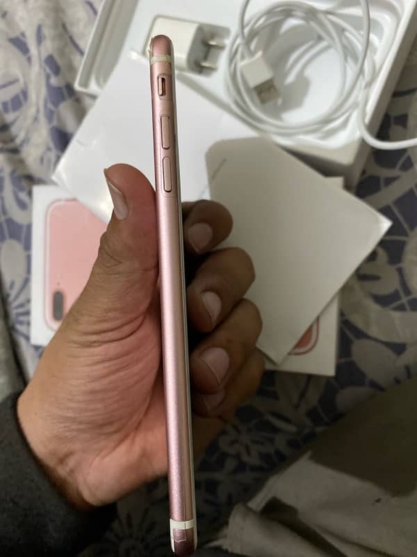 iphone7plus 128gb pta approved rose gold 3