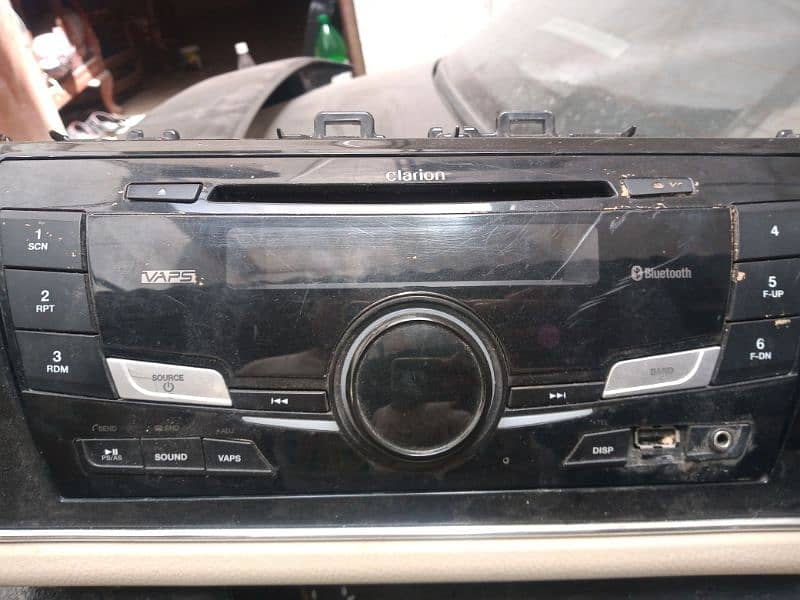 clarion car CD and USB player for Toyota corolla 1