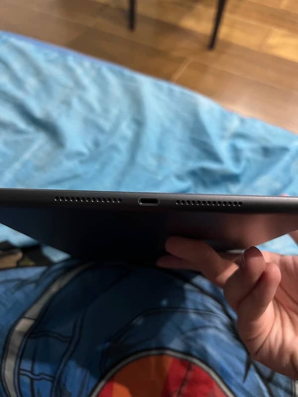 ipad 9th generation 64GB (with box) 4