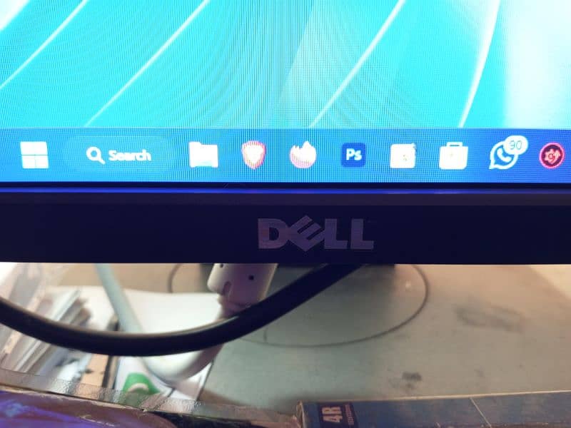 24 inch ips lcd monitor A+ condition 1