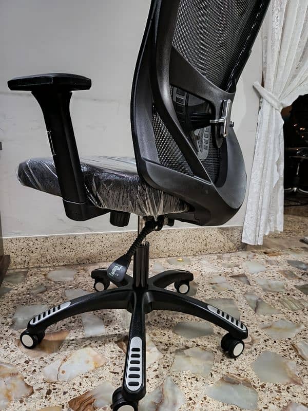 Office Chairs | Executive Chairs 12