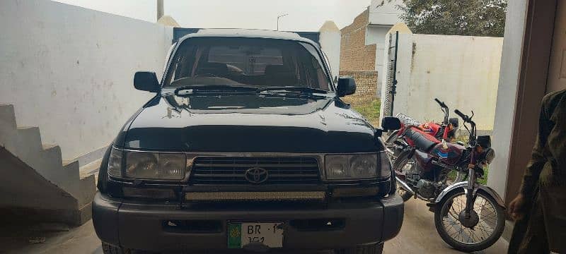 Toyota Land Cruiser 2000 4