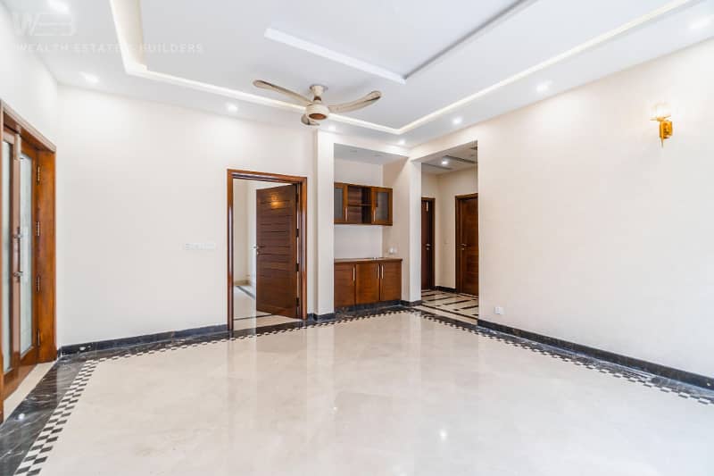 Used For 2 Years 1 Kanal Spanish House For resale in DHA Phase 3 15