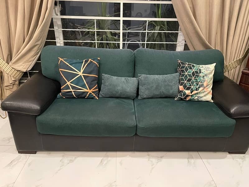 Emerald green and black sofa set 0