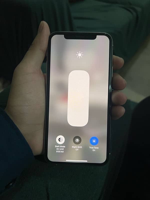 iPhone 11 Pro (DUAL PTA) 256 GB 5