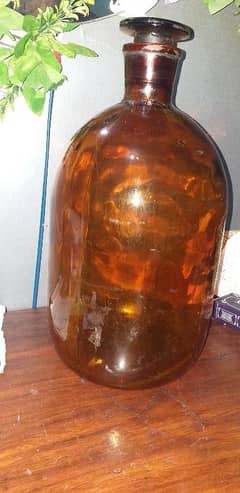 Glass bottle