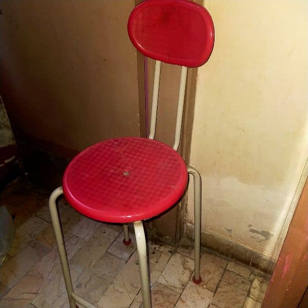 high chair or counter chairs 1