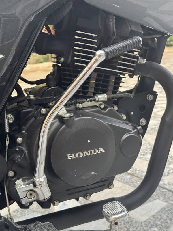 HONDA CB 150 special edition 9