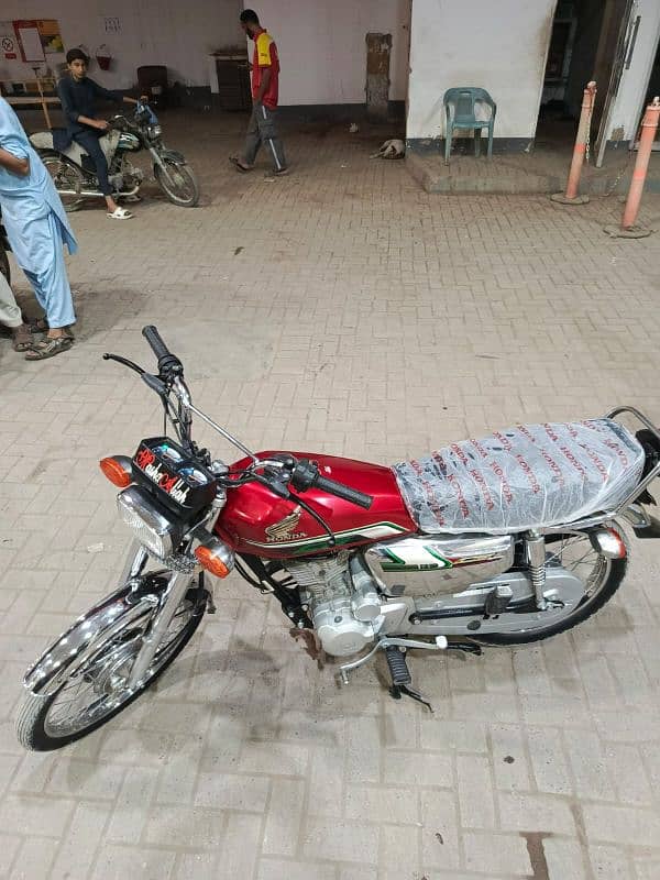 Honda 125cc model 2023 spiceal addition KHI no need & clean 5