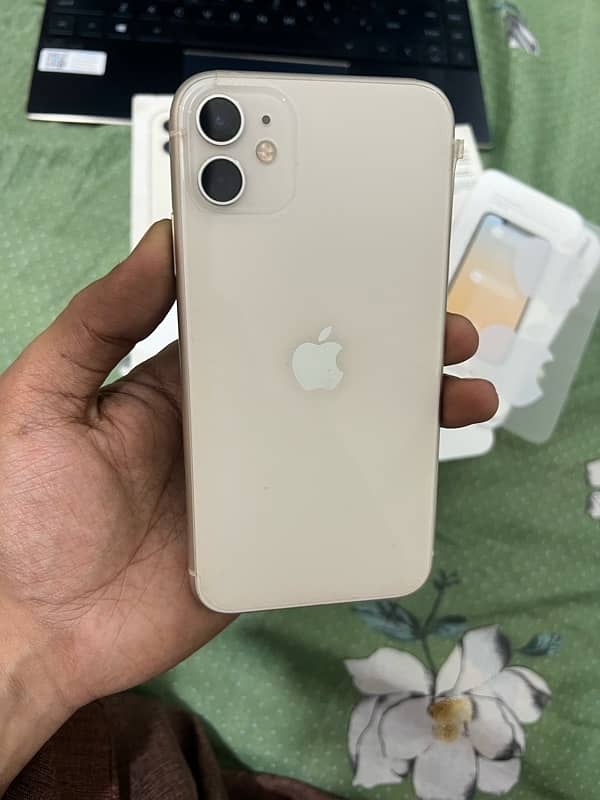 iPhone 11 128GB 6