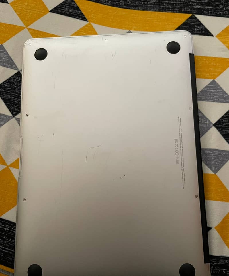 MacBook air 13inch 3