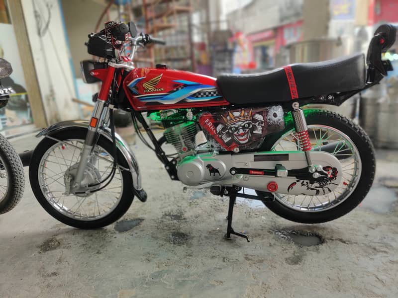 Honda 125 24 model 1500KM driven 4