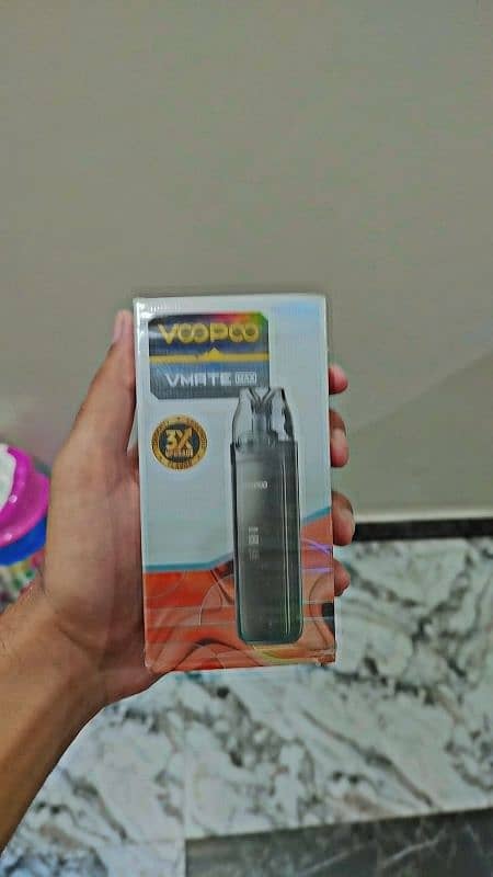 Voopoo vmate max pod/vape just box opened new 4 extra cartridges 2