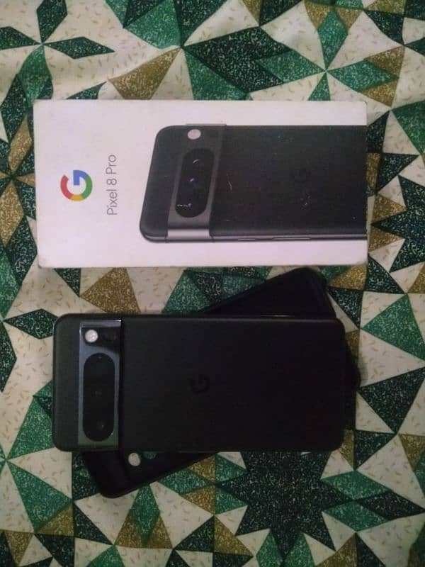 google pixel 8 pro with full box 1