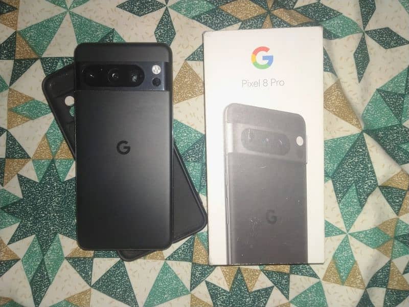 google pixel 8 pro with full box 2