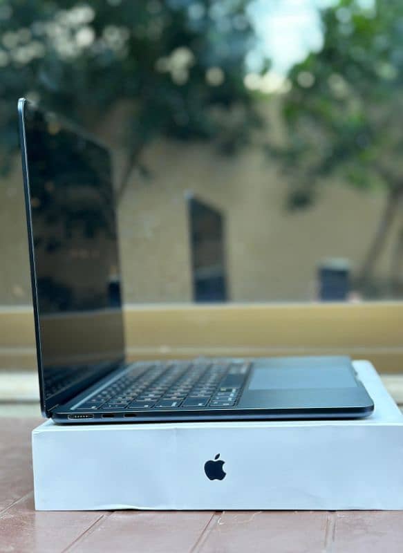 Macbook Air M2 7