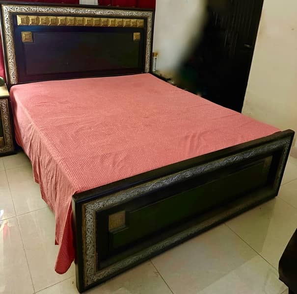 Bedroom Set for sale in Good Condition 2