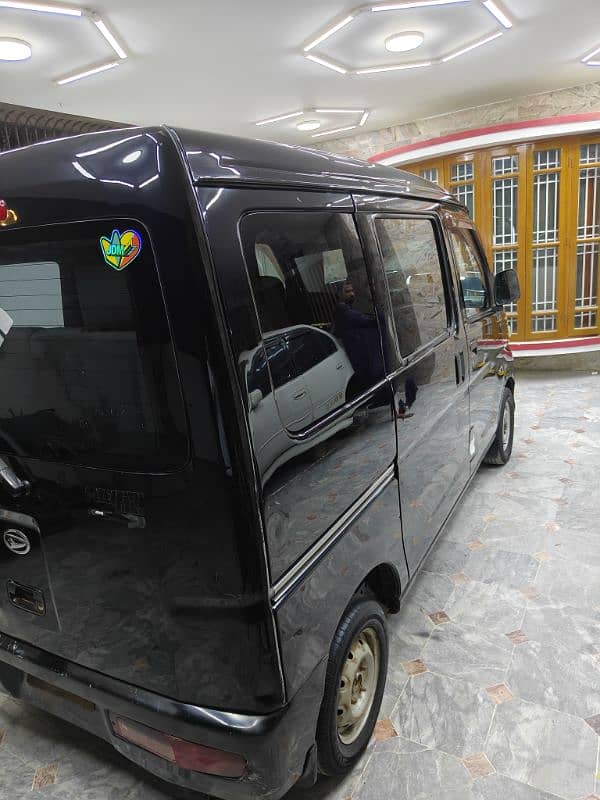 Daihatsu Hijet 2012 black 7