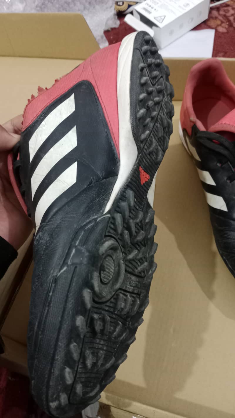 Adiddas original,Not much used football shoes 3