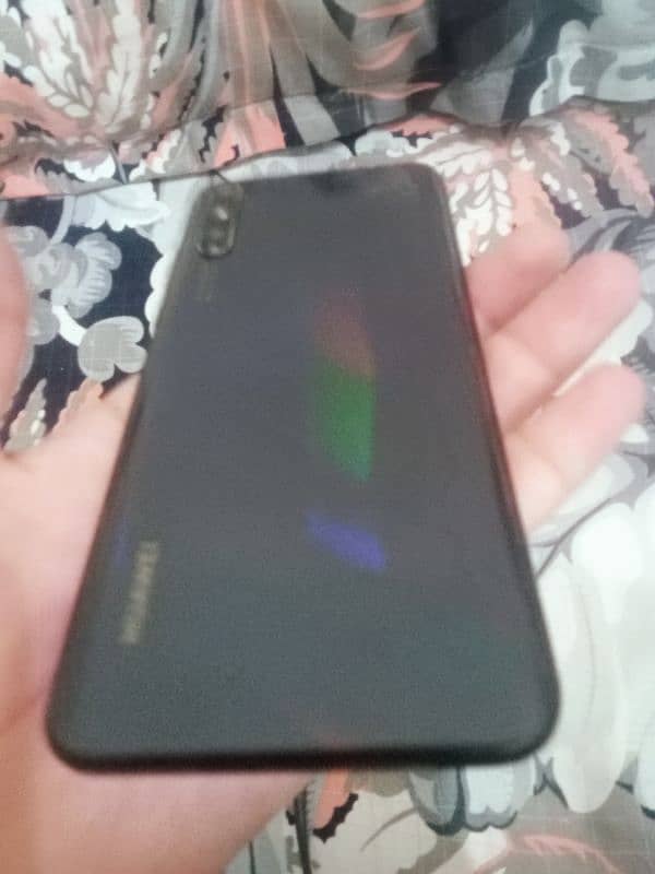 Huawei Y8P 4