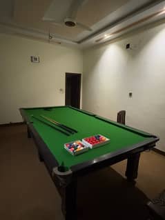 Snooker table with accesories 5x10 10/10