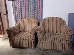 5 Seater  Sofa Set For  Sale In Good Condition