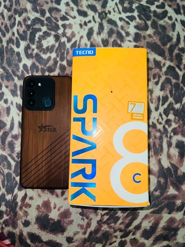 tecno spark 8c 4/128GB Set+box 7