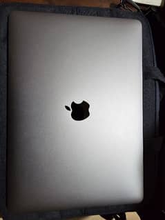 MacBook Pro 2019  / Condition 10/10