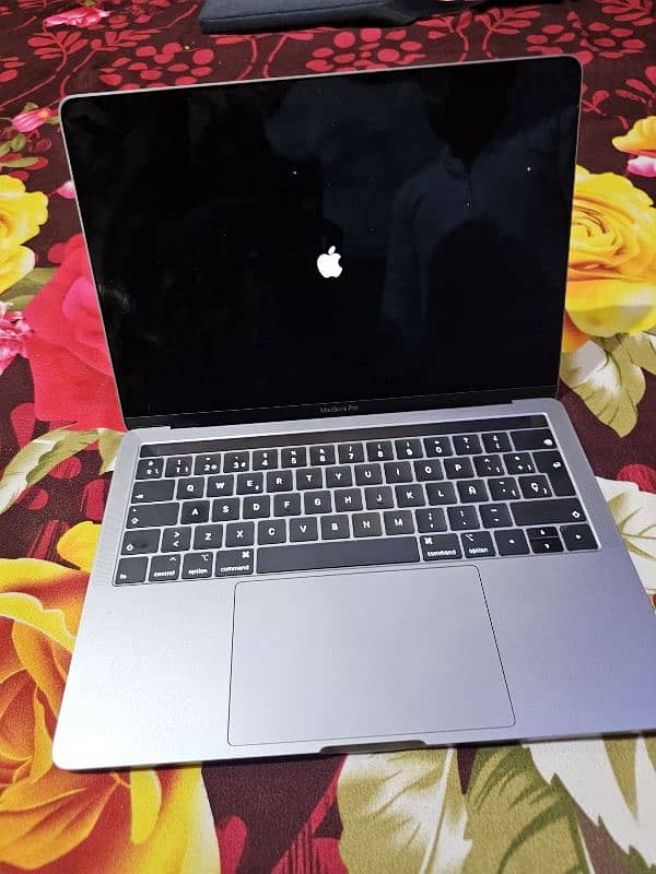 MacBook Pro 2019  / Condition 10/10 5