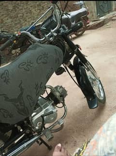 Doom bike 70 all okay 03100200749 urgent sale