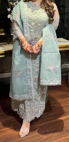 Mariyam and maria light blue suit in large size