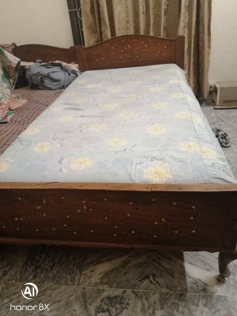 Pair of pure wood single bed without mattress in perfect condition 0